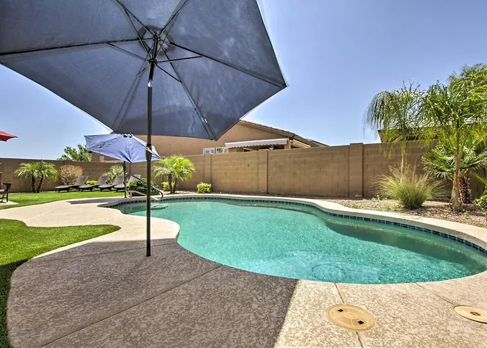 Summer Specials! Snowbird Escape W/ Pool Holiday home Surprise