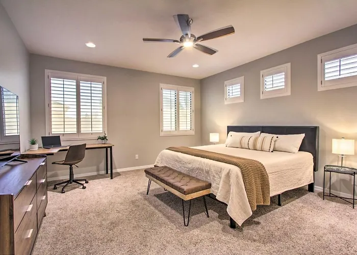 Summer Specials! Snowbird Escape W/ Pool Holiday home *
