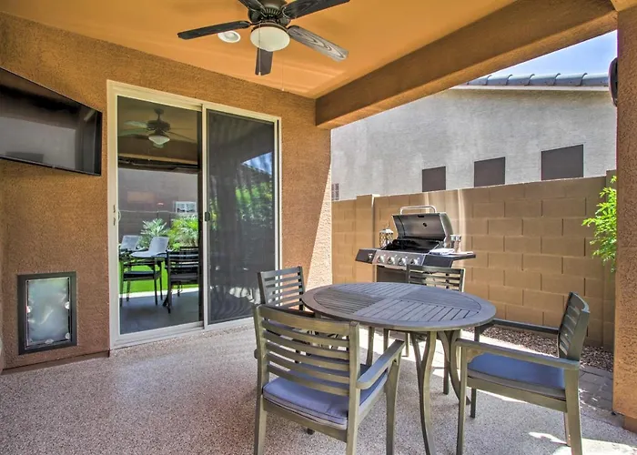 Summer Specials! Snowbird Escape W/ Pool Holiday home Surprise